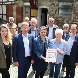 Schildübergabe "Wir werden Standort" (im Rahmen der Route der Arbeits- und Industriekultur)