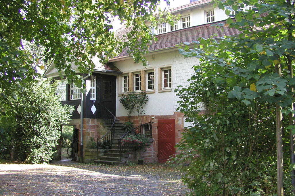 Außenansicht Otto-Ubbelohde-Haus in Lahntal-Goßfelden