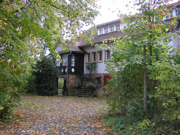 Außenansicht Otto-Ubbelohde-Haus in Lahntal-Goßfelden
