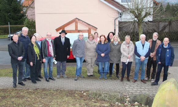 Die Arbeitsgruppe Biodiversität Niederwalgern hat gemeinsam mit dem Fachdienst Naturschutz des Landkreises Marburg-Biedenkopf die Garteninitiative „Niederwalgern sucht Gärten der Vielfalt“ vorgestellt. Die Arbeitsgruppe lädt alle Bürgerinnen und Bürger ein, sich der Garten-Initiative anzuschließen und im Juni 2018 ihre Gärten vorzustellen.