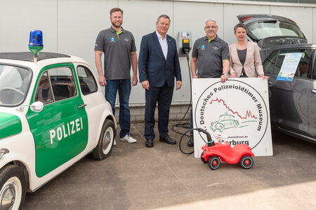 Foto mit den beteiligten Akteuren zur Pressemitteilung 166/2019