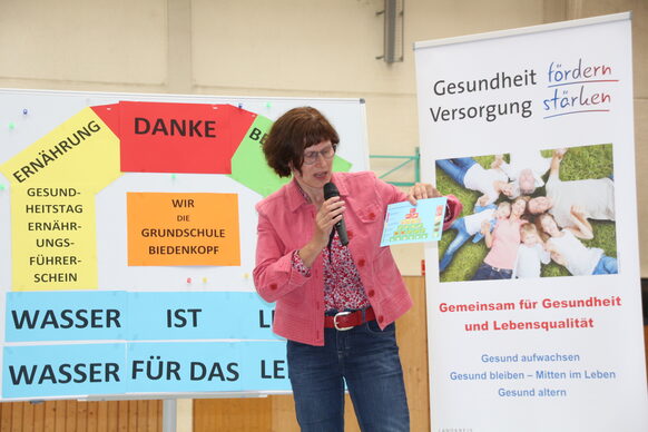 Foto zur Pressemitteilung 203/2019 (Trinkflaschen an Grundschulen)