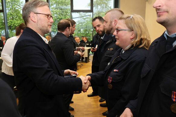 Aushändigung von Auszeichnungen durch Landrat Womelsdorf