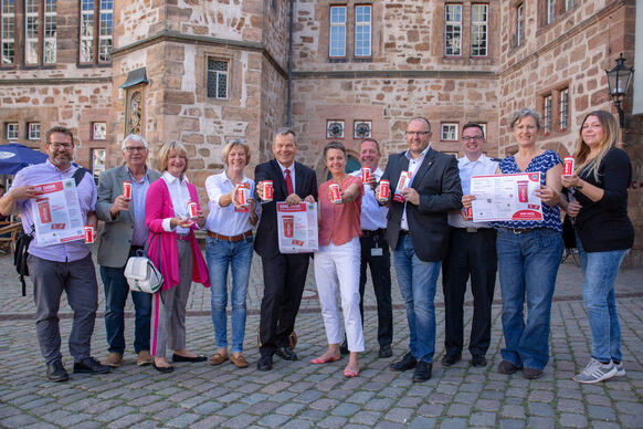 Gruppenbild der beteiligten Akteure