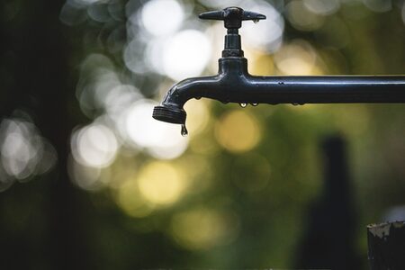 Wasserhahn