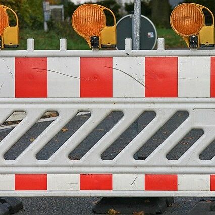 Absperrung im Straßenverkehr